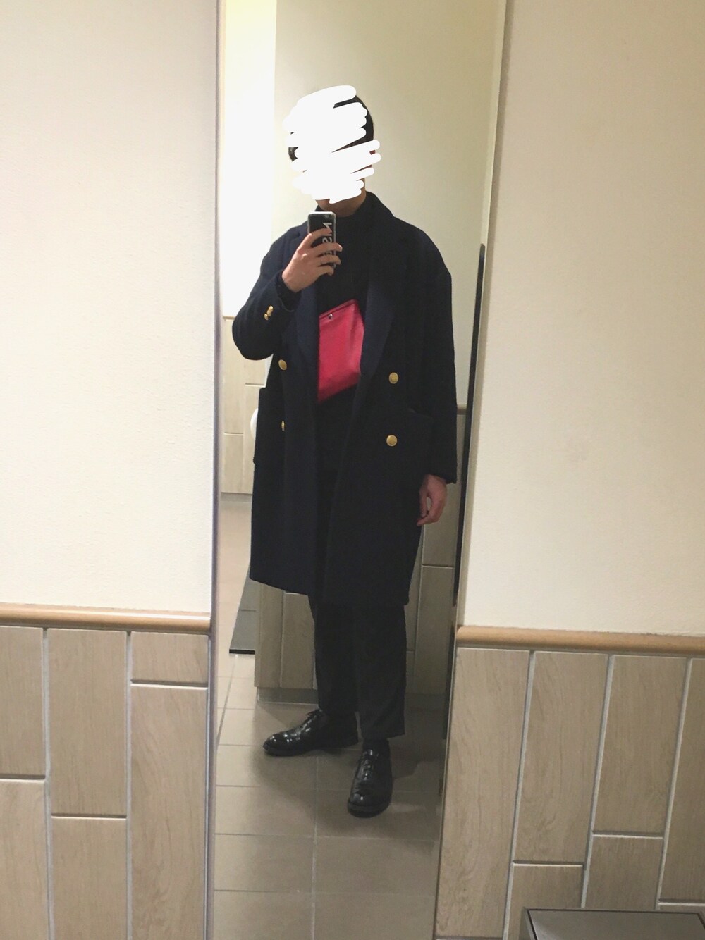 「RAGEBLUE、MR.GENTLEMAN、NIKE、UNIQLO、GU」｜「RAGEBLUEのイージーサコッシュ/769337（ショルダーバッグ、レッド系）」を使った、bouzu2さん（メンズ・180cm）の冬コーディネートの1枚目の写真