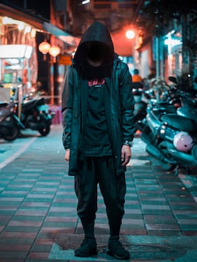 「PULL&BEAR（プルアンドベア）のアイテム（マウンテンパーカー）」を使った、林子軒さん（メンズ・173cm）の冬コーディネート