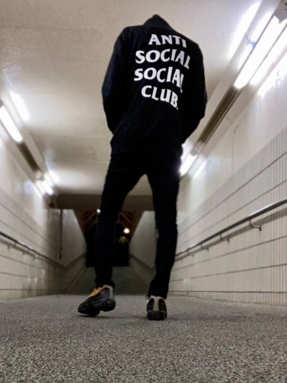 アンチ ソーシャル Anti Social Social Club パーカー S-