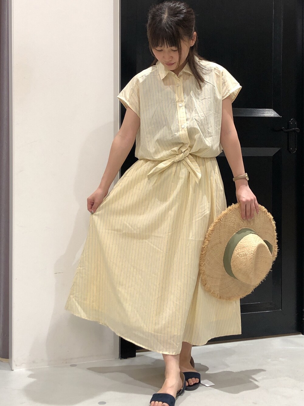 「ワンピース、シャツワンピース、レイヤード風ワンピース、イエローワンピース、夏の主役間違いない、ひまわり畑コーデ」｜「Te chichi TERRASSEのストライプレイヤード風シャツワンピース ￥6,990➕tax（ワンピース/ドレス、イエロー系）」を使った、miiiyuiさん（レディース・151cm）の夏コーディネートの1枚目の写真