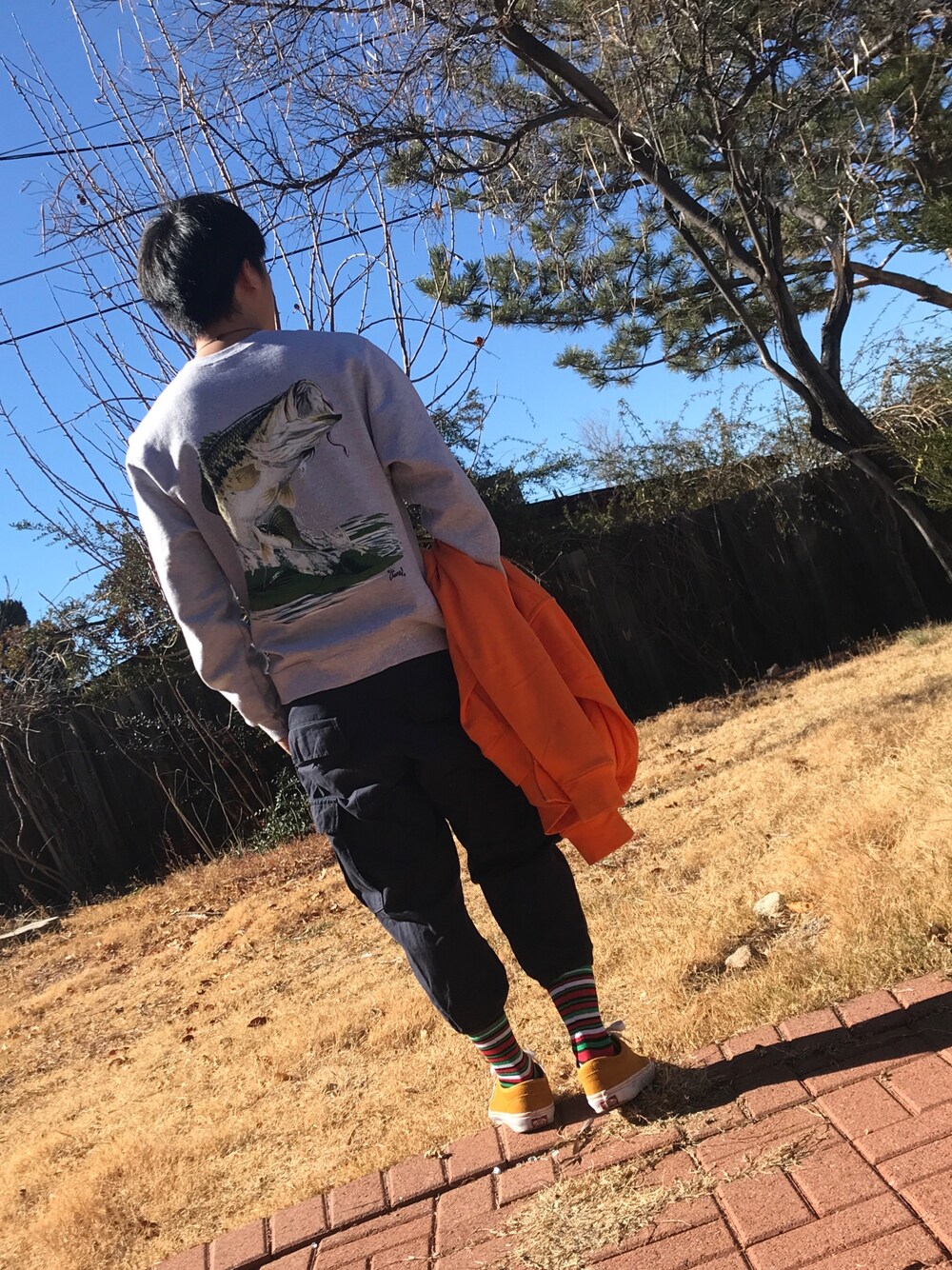 「低身長」｜「HANESのアイテム（トップス、グレー系）」を使った、jimmy さん（メンズ・169cm）の冬コーディネートの1枚目の写真