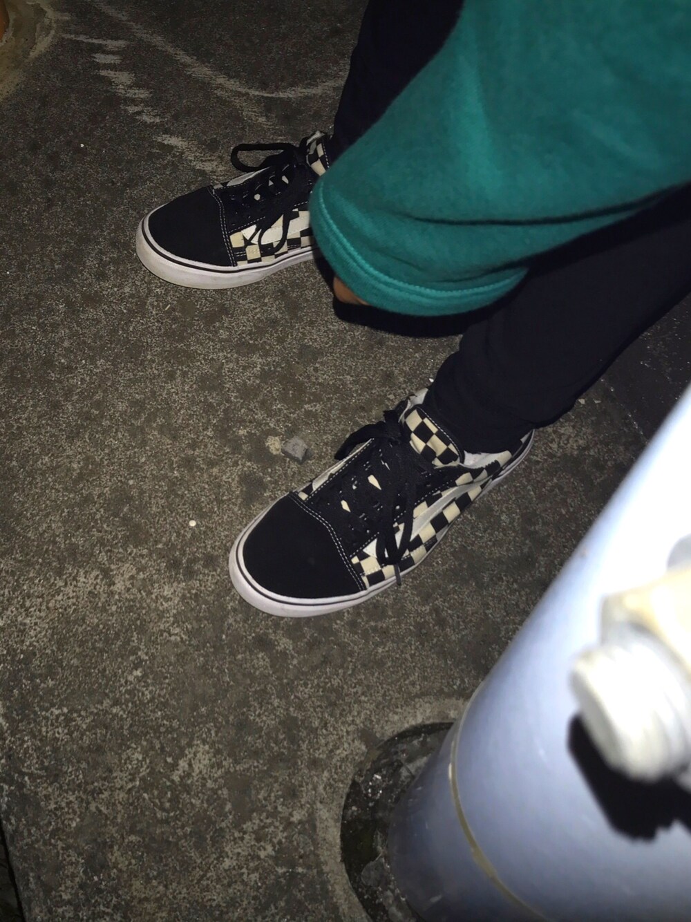 「VANSのアイテム（スニーカー、ブラック系）」を使った、syuuさん（メンズ・160cm）の秋コーディネートの1枚目の写真