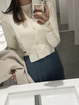 「TAN（タン）の【TAN(タン)】レーシーベスト 19SS-10-A（ベスト、ホワイト系）」を使った、anriさん（レディース・160cm）の冬コーディネート