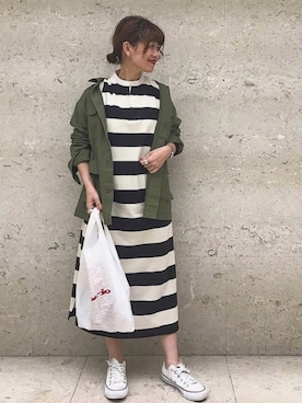 「ラガーシャツ」｜「アイテム（ミリタリージャケット）」を使った、MEGUさん（レディース・157cm）の春コーディネート