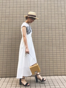 「Cheek（チーク）のアイテム（帽子）」を使った、MEGUさん（レディース・157cm）の春コーディネート