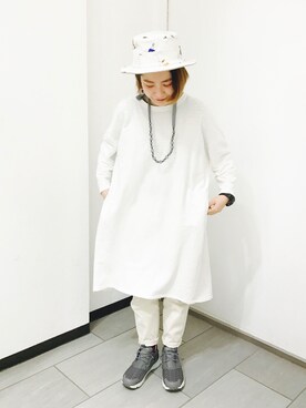 「カオリノモリSTAFF」｜「アイテム（スニーカー）」を使った、おーちゃかさん（レディース・153cm）の春コーディネート