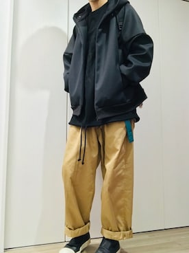 「Graphpaper（グラフペーパー）のアイテム（チノパンツ）」を使った、ゆーとさん（メンズ・182cm）の冬コーディネート