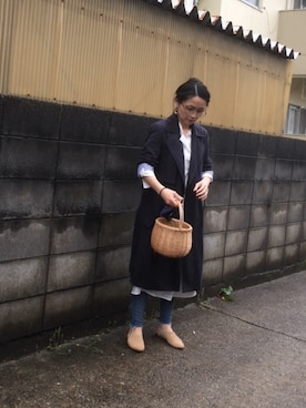 「無地党」｜「アイテム（トレンチコート）」を使った、annさん（レディース・153cm）の春コーディネート