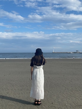 「FEKETE（フェケテ）のアイテム（帽子）」を使った、호노카さん（レディース・156cm）の夏コーディネート