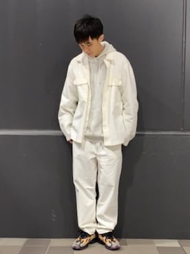 「SMITH'S（スミス）のアイテム（トップス）」を使った、coen 高岡さん（メンズ・174cm）の春コーディネート