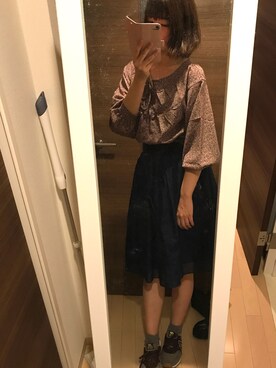 「MAJESTIC LEGON（マジェスティックレゴン）のヴィンテージ小花柄ブラウス（シャツ/ブラウス、ピンク系）」を使った、みるさん（レディース）の秋コーディネート