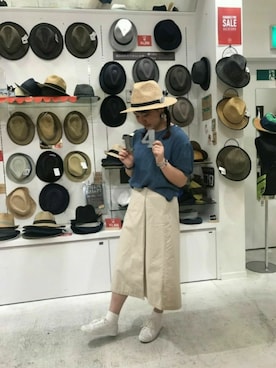「PAR ICI」｜「アイテム（帽子）」を使った、14+ イオンモール草津店 スタッフさん（レディース・156cm）の夏コーディネート