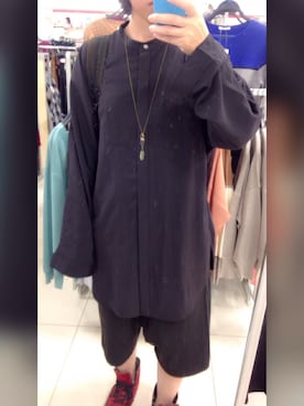 「LEPSIM（レプシィム）のアイテム（シャツ/ブラウス、ブラック系）」を使った、IKuMiさん（レディース・150cm）の秋コーディネート