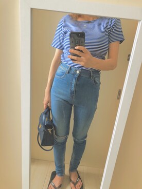 「courreges（クレージュ）のアイテム（Tシャツ/カットソー、ブルー系）」を使った、momさん（レディース・160cm）の夏コーディネート