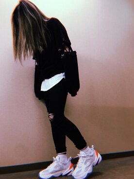 「CODY SANDERSON（コディサンダーソン）のアイテム」を使った、うみさん（レディース・157cm）の春コーディネート