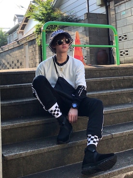 うーいぇいぇいさんの「トラックパンツ [SST TRACK PANTS] アディダスオリジナルス」を使ったコーディネート