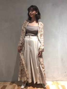 ETRÉ TOKYO officialさんのコーディネート