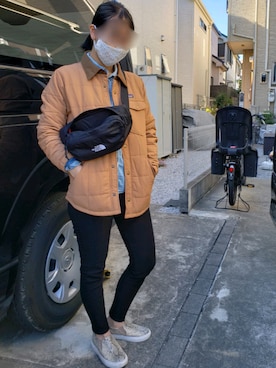 「パタゴニア」｜「アイテム（スリッポン）」を使った、KARENさん（レディース・156cm）の秋コーディネート