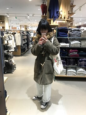 「CONVERSE（コンバース）のアイテム（スニーカー、ブラック系）」を使った、Nicokoさん（レディース・158cm）の冬コーディネート