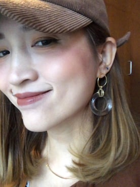 「SHEL’TTER（シェルター）のアイテム（アクセサリー）」を使った、yoyoさん（レディース・168cm）の春コーディネート