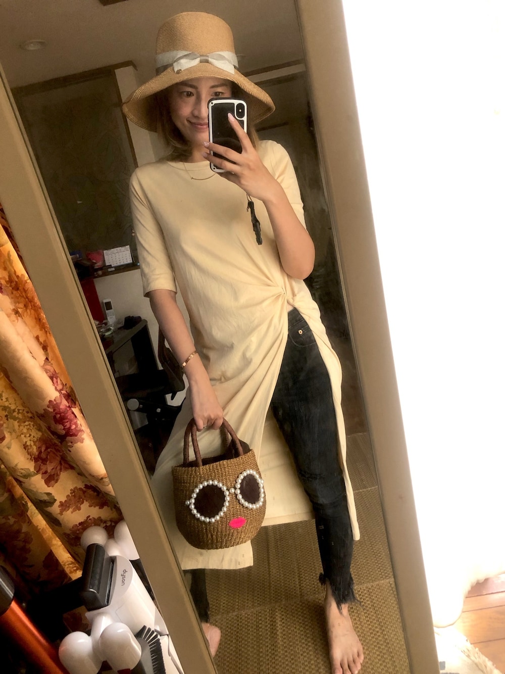 「ZARAのアイテム（デニムパンツ、ブラック系）」を使った、yoyoさん（レディース・168cm）の夏コーディネートの1枚目の写真