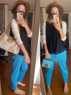 「ISSEY MIYAKE（イッセイミヤケ）のアイテム（その他トップス）」を使った、yoyoさん（レディース・168cm）の秋コーディネート