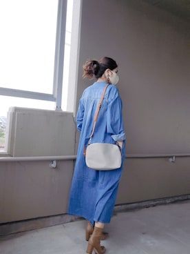 「デニムシャツワンピース」｜「アイテム（シューズ）」を使った、siomanekiさん（レディース・155cm）の冬コーディネート