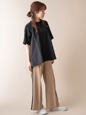 「miniyu（ミニュウ）のアイテム」を使った、La SRIC officialさん（レディース・164cm）の春コーディネート