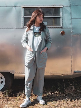 La SRIC officialさん（レディース・164cm）の春コーディネート