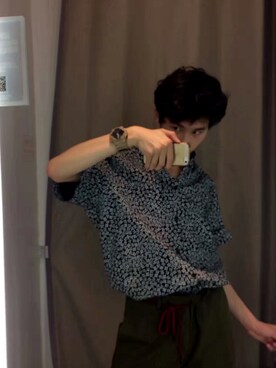 張扒兰さんのコーディネート