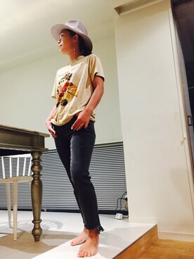「80年代」｜「アイテム（Tシャツ/カットソー）」を使った、yosinoさん（レディース・162cm）の夏コーディネート