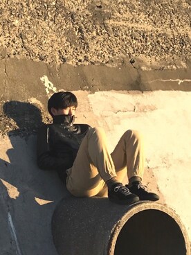 「ストリートカジュアル」｜「アイテム（ライダースジャケット）」を使った、Hotaka Tomiyamaさん（メンズ・172cm）の冬コーディネート