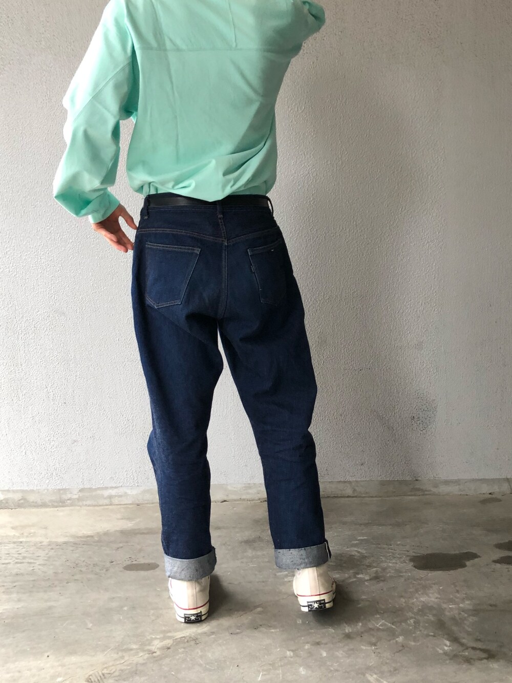 「ootd、name.、YAECA、CT70s、タックイン、今日のコーデ、シンプルコーデ、おしゃれさんと繋がりたい、いいね、save、フォローお願いします🤑、スニーカーコーデ」｜「Name.のName. POCKET LONG SLEEVE TEE (NMCU-19SS-004)（Tシャツ/カットソー、グリーン系）」を使った、りんどるさん（メンズ・170cm）の夏コーディネートの1枚目の写真