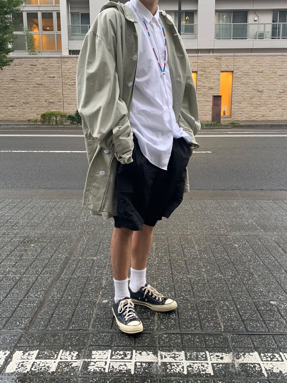 「秋のコーデ、お洒落さんとつながりたい、大人カジュアル、スノーパーカー、sacai、CT70s、juha、graphpaper、キレイめ、相互フォロー」｜「Graphpaperのアイテム（シャツ/ブラウス、ホワイト系）」を使った、りんどるさん（メンズ・170cm）の秋コーディネートの1枚目の写真