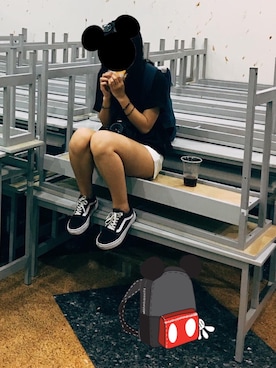 「eight sixty（エイト・シックスティ）のアイテム」を使った、Lưu Hoài Thươngさん（レディース・157cm）の秋コーディネート