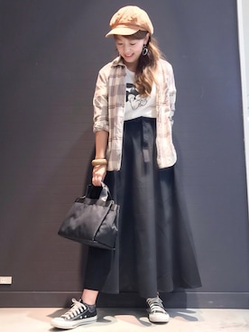 「マキシスカート」｜「アイテム（その他）」を使った、mayu.【GLOBALWORK】さん（レディース・164cm）の秋コーディネート