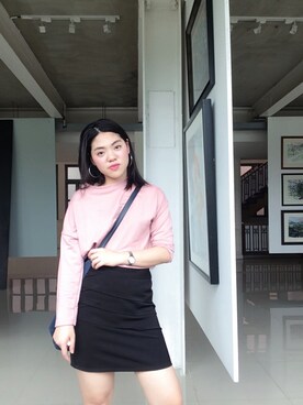 「TOPSHOP（トップショップ）のアイテム（シャツ/ブラウス、ピンク系）」を使った、Wipapond Jan Chenさん（レディース・167cm）の秋コーディネート