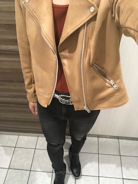 「AZUL by moussy（アズールバイマウジー）のアイテム（ライダースジャケット）」を使った、おささん（メンズ・168cm）の秋コーディネート