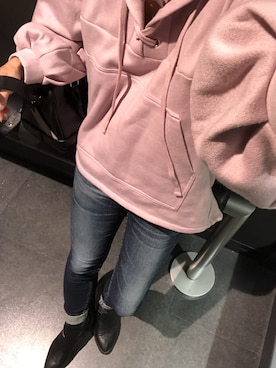 「AZUL by moussy（アズールバイマウジー）のアイテム（パーカー）」を使った、おささん（メンズ・168cm）の冬コーディネート
