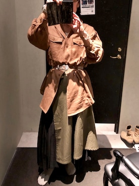 「AZUL by moussy（アズールバイマウジー）のアイテム（スカート）」を使った、おささん（メンズ・168cm）の春コーディネート