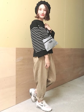「earth music&ecology（アースミュージックアンドエコロジー）のアイテム（ハンチング/ベレー帽）」を使った、mizukiさん（レディース・160cm）の秋コーディネート