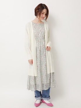 「earth music&ecology（アースミュージックアンドエコロジー）のCOTTON USAデニムパンツ(ストレート) 〇（デニムパンツ）」を使った、mizukiさん（レディース・160cm）の春コーディネート