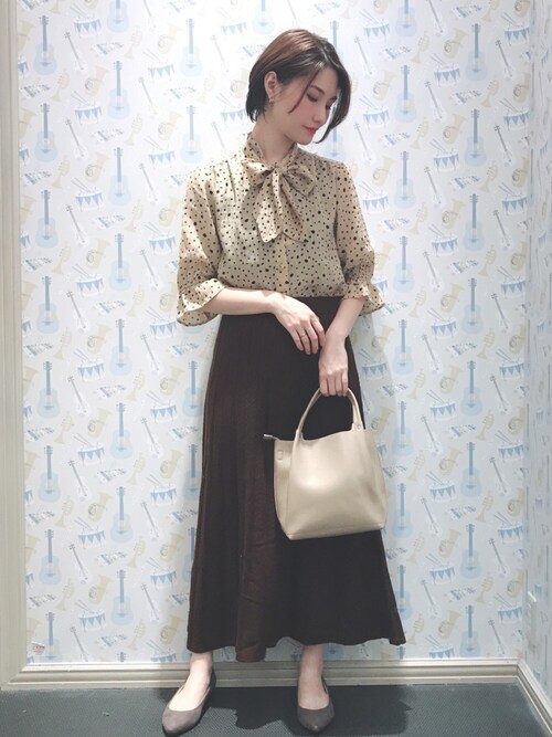 earth music&ecologymizuki����̃V���c/�u���E�X�u�V���[�����O�_�����V�A���{�E�^�C�u���E�X �����iearth music&ecology�b�A�[�X�~���[�W�b�N�A���h�G�R���W�[�j�v���g�����R�[�f�B�l�[�g