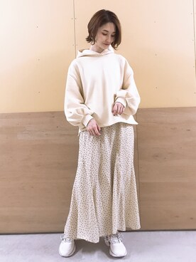 「earth music&ecology（アースミュージックアンドエコロジー）のアイテム（スカート）」を使った、mizukiさん（レディース・160cm）の冬コーディネート
