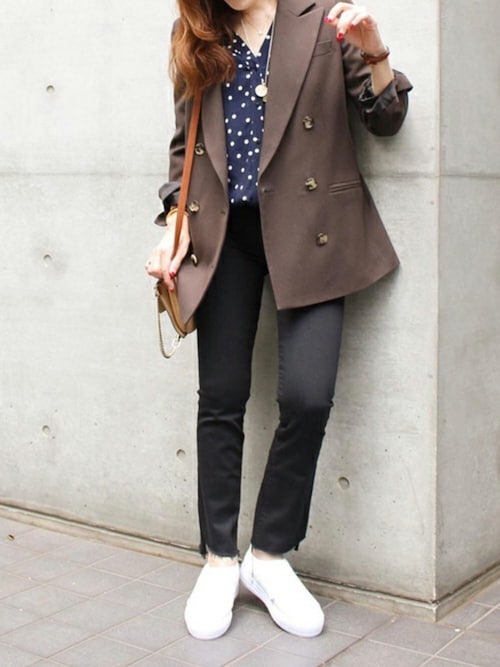 Deuxieme Classe の ブラウン テーラードジャケットです Deuxieme