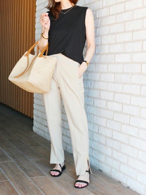 新品★ドゥーズィエム クラス ★１９ＳＳ　スリットテーパードパンツ★ネイビー　サイズ３６ 2025年最新ドゥーズエムクラス スリットテーパードパンツの人気