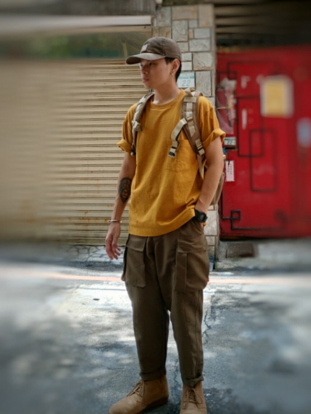 「goopi、UNIQLO、大地色、Timberland、oversize」｜「Timberlandのアイテム（その他シューズ、ブラウン系）」を使った、安さん（メンズ・158cm）の夏コーディネートの1枚目の写真