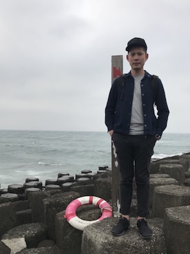 「MADNESSのアイテム（ジャケット/アウター）」を使った、RogerNiehさん（メンズ・184cm）の春コーディネート