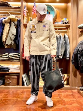 「アイテム（ミリタリージャケット）」を使った、Ruminaさん（メンズ・183cm）の冬コーディネート