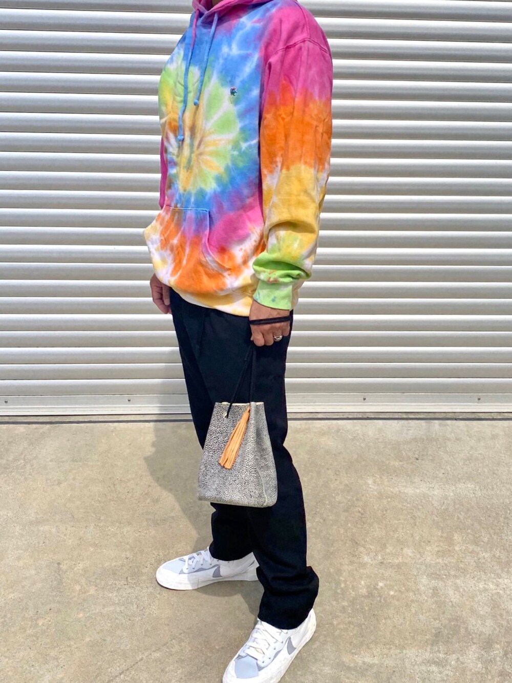 「レザーLOVEスナップ、ガラガラ、秋冬コーデ、SATURDAYS NYC」｜「windandseaのアイテム（パーカー、その他）」を使った、sunhiro3sunさん（メンズ・168cm）の秋コーディネートの1枚目の写真